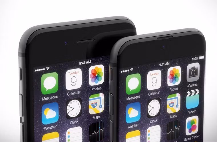 Hình này cho thấy các mép vát nhỏ hơn có thể giúp cho kích thước điện thoại nhỏ hơn như thế nào.