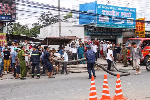 Sự việc xảy ra rất nghiêm trọng nhưng cho đến thời điểm này vẫn chưa thể xác định được trách nhiệm thuộc về đơn vị nào.