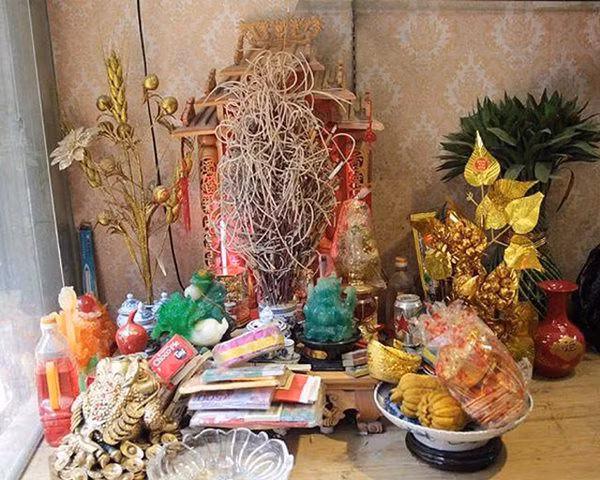 Trong nhà bàn thờ có 4 điều này, gia chủ cần giải vận xui - Hình 2 Trong nha ban tho co 4 dieu nay, gia chu can giai van xui-Hinh-2