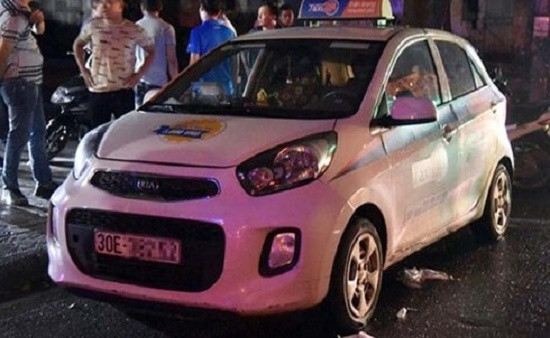 Vu nu taxi bi dam guc tai Ha Noi: Co quan Cong an tien hanh khoi to vu an