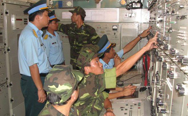 Tiet lo bat ngo ve ham chi huy Su doan Phong khong 361-Hinh-2