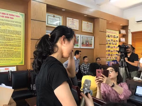 Co giao danh toi tap HS lop 2 tran tinh: “Toi rat hoi han, mong co co hoi sua sai”