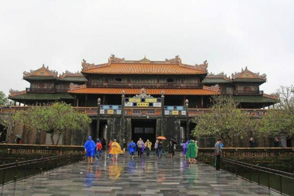 Du bao thoi tiet 3/12: Trung Bo mua to, Mien Bac van ret dam-Hinh-2