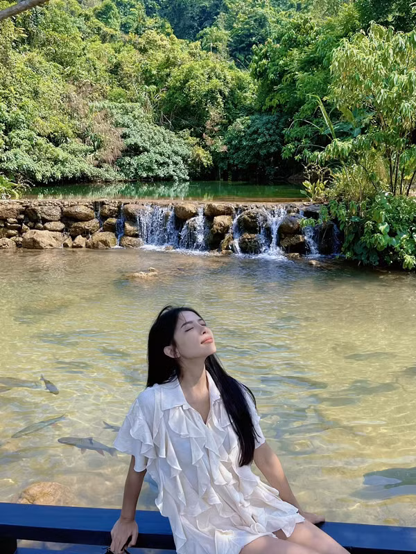 Hotgirl Khánh Vy tự tin hơn từ sau khi "đánh bay" hơn 20kg. Cô thoải mái diện đồ đẹp và nhận được nhiều lời khen từ khán giả.