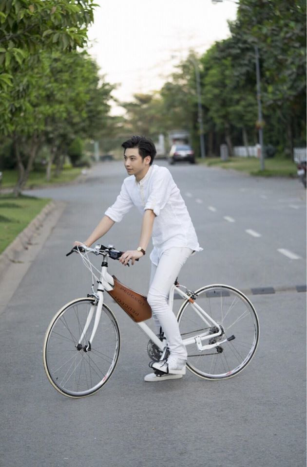 Giống như nhiều người trẻ tuổi khác, Nhật Minh cũng có sở thích du lịch và khám phá.