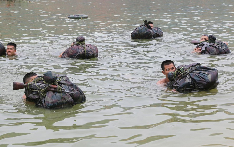 Can canh dien tap cua su doan bo binh chu luc Viet Nam