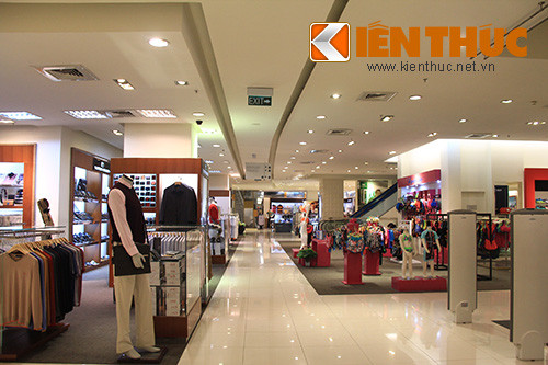 Canh diu hiu kho tin o loat TTTM Parkson Ha Noi, TP HCM-Hinh-5