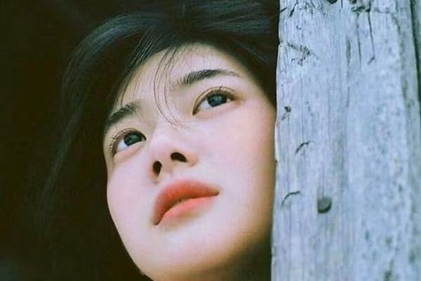 Ca nha sung sot voi quyet dinh dut ao ra di cua chi dau