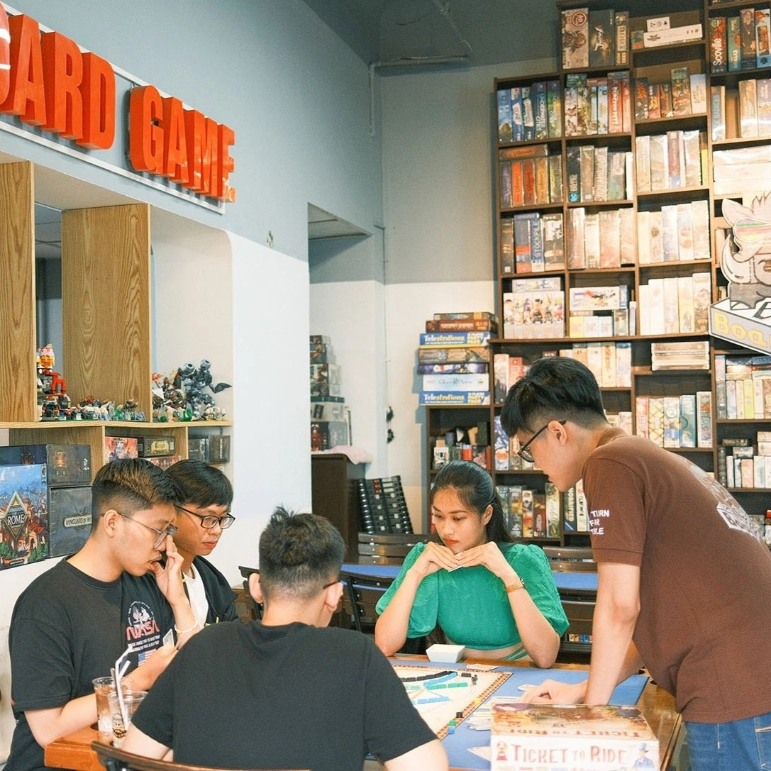 Tu tap choi board game o TP.HCM trong nhung ngay cai dien thoai-Hinh-13