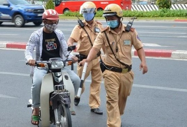 Cong an khong duoc doa nat dan, phai tim hieu ky khi ket ban tren mang