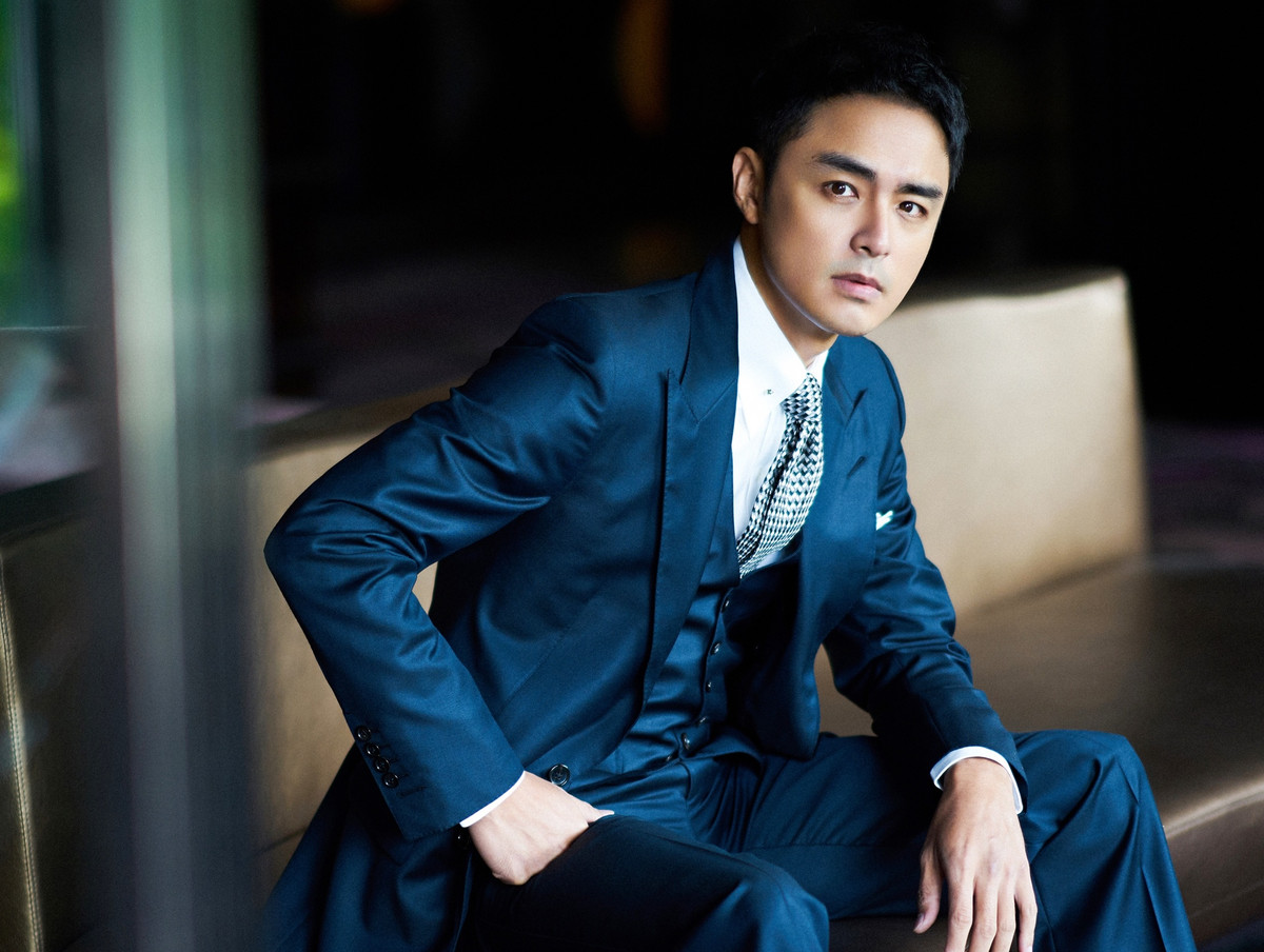 Minh Đạo từng là nam diễn viên thần tượng nổi tiếng nhất Đài Loan, thậm chí châu Á với loạt tác phẩm vang danh như Hoàng tử ếch, Anh Dã 3+1, Phép màu, Cổ tích chuyện tình, Mỹ nhân thiên hạ...