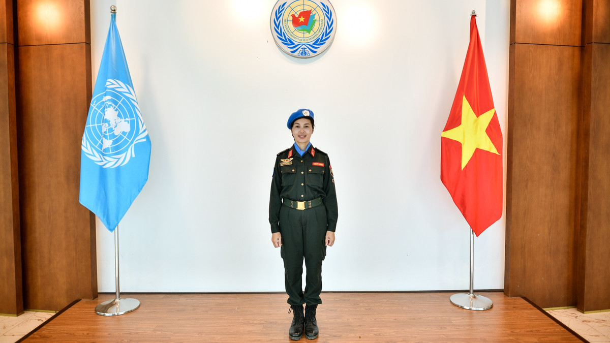 Tôi là trung tá Lương Thị Trà Vinh (41 tuổi), nữ sĩ quan công an Việt Nam đầu tiên lên đường thực hiện nhiệm vụ gìn giữ hòa bình quốc tế.