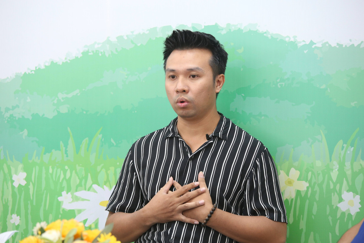 Quang Sot “Doi dac nhiem nha C21” bi khan gia “khung bo” dien thoai-Hinh-6