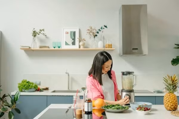 Coc nuoc dua da lanh thu long nguoi chong ich ky