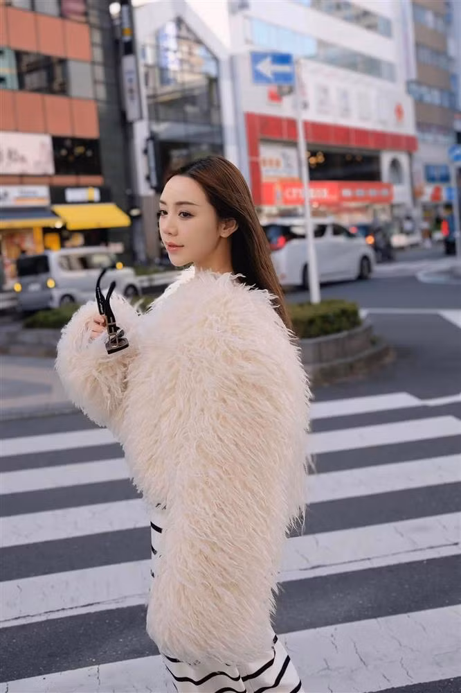 Me de cua Quynh Kool lo dien, nhan sac gay chu y-Hinh-2