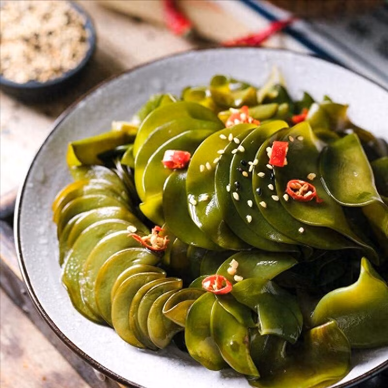 Loai rau den tu bien co luong canxi gap 10 lan sua