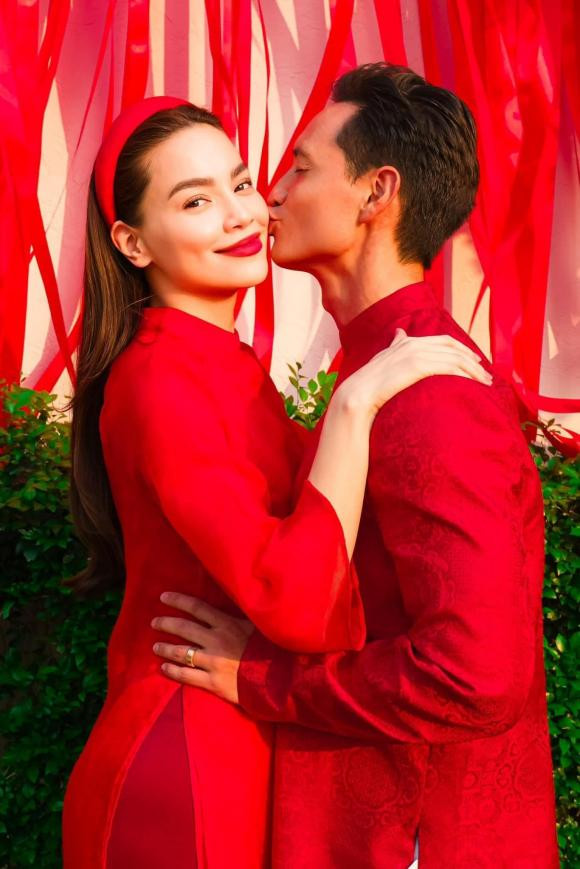 Hồ Ngọc Hà được Kim Lý cầu hôn 4 lần sao vẫn lờ đi? - Hình 2 Ho Ngoc Ha duoc Kim Ly cau hon 4 lan sao van lo di?-Hinh-2