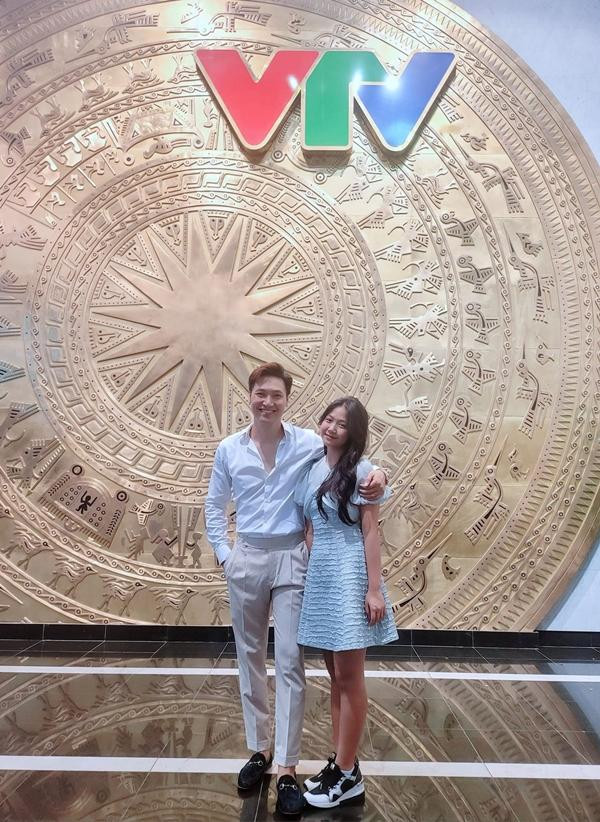 on gái đầu lòng của cặp đôi năm nay đã 15 tuổi và ra dáng thiếu nữ. Bé Chíp từng cùng Mạnh Trường tham gia chương trình truyền hình thực tế "Bố ơi mình đi đâu thế" từ khi còn bé xíu.