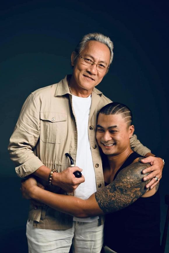 Nghệ sĩ Hoàng Hải tiết lộ hợp đồng hôn nhân với vợ - Hình 2 Nghe si Hoang Hai tiet lo hop dong hon nhan voi vo-Hinh-2