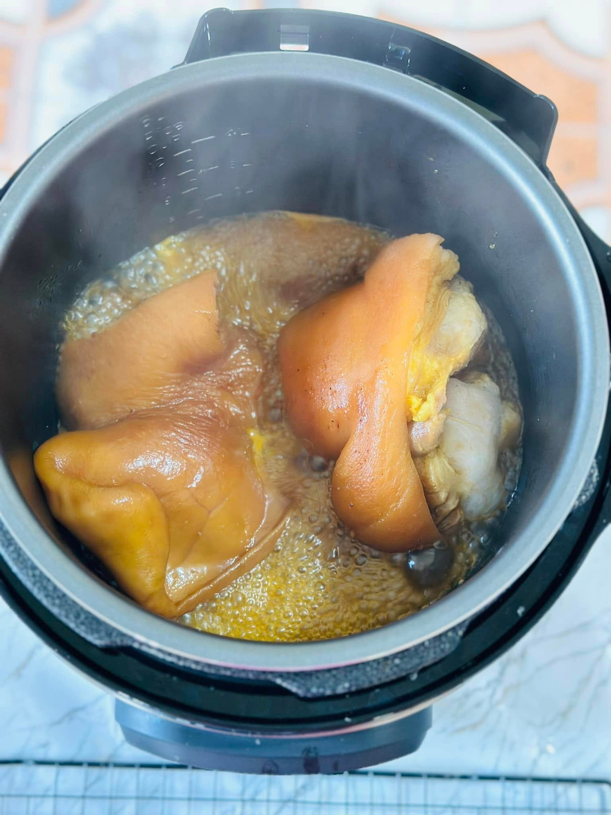 Bo phan toan collagen cua con heo, nau mon nay cuc ngon-Hinh-5