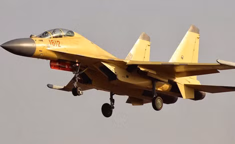 Tiêm kích đa năng J-16 số hiệu 1612.