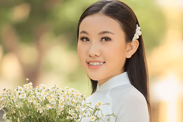 Con nuoi Phi Nhung xin loi vi khong the thap huong cho me-Hinh-2