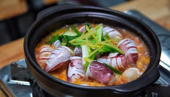 5 mon tuyet doi khong nen goi khi ra hang an lau-Hinh-4