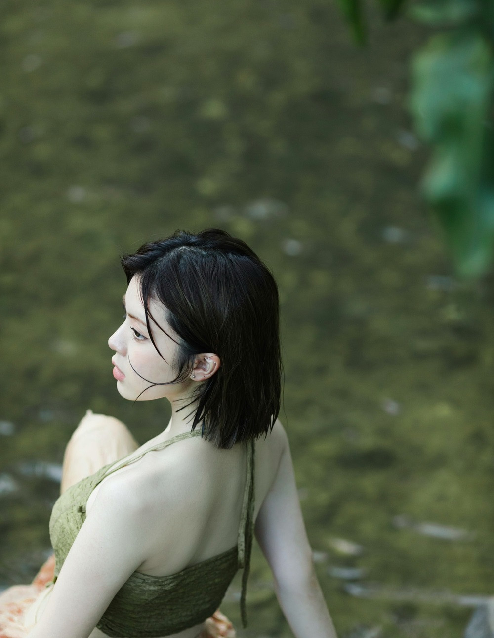 Có không ít bình luận nhận cô làm vợ, muốn cưới cô về nhà.