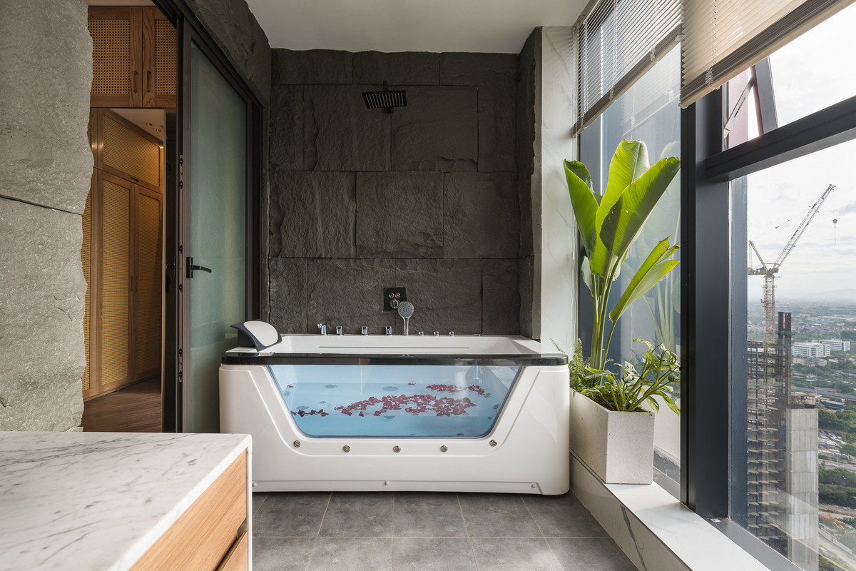 Căn hộ Duplex 210m2, phòng tắm vew đẹp như khách sạn 5 sao Can ho Duplex 210m2, phong tam vew dep nhu khach san 5 sao