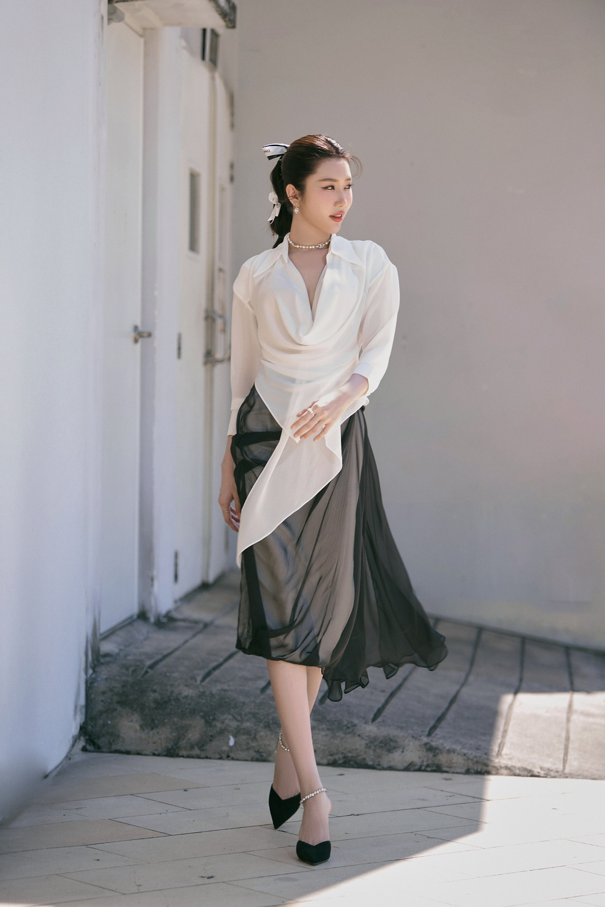 Thuy Ngan noi ve chuyen tinh cam: “Duyen den thi don, duyen di thi chiu”-Hinh-4