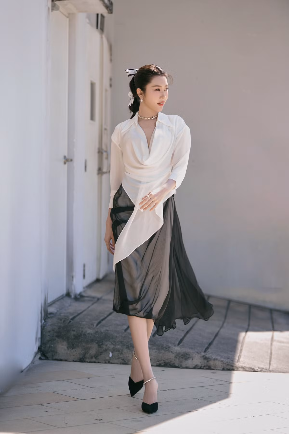 Thuy Ngan noi ve chuyen tinh cam: “Duyen den thi don, duyen di thi chiu”-Hinh-4