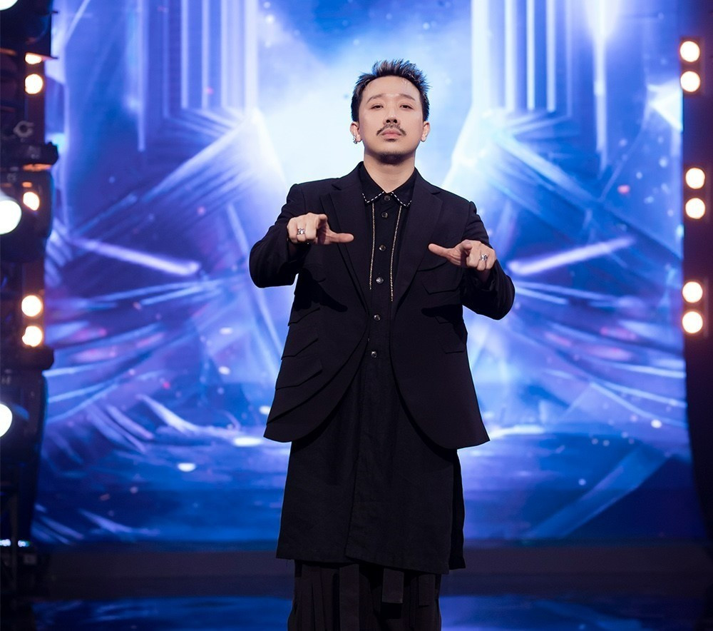 Trai dep showbiz Viet do xo di lam MC va cai ket-Hinh-2