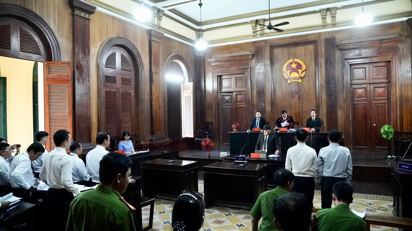 Vu chay chung cu Carina: 9 gio sang nay toa se tuyen an