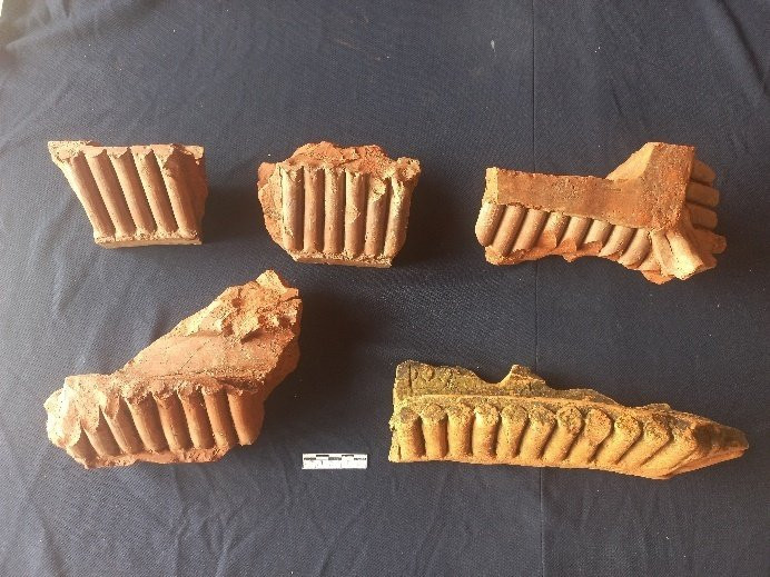 Tháng 11/2023, Sở CHTT &amp; DL tỉnh Hà Giang đã phối hợp với Viện Hàn lâm Khoa học xã hội Việt Nam và UBND huyện Bắc Mê, khảo sát chùa Bó Củng thuộc thị trấn Yên Phú, huyện Bắc Mê, tỉnh Hà Giang. Cuộc khảo sát đã làm phát lộ dấu tích ngôi chùa cổ có niên đại từ thời nhà Trần, thế kỷ 13-14. Ảnh: Pháp Luật Plus.