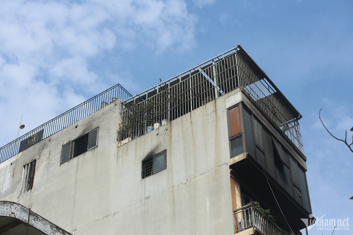 Duong 'song' khi nha ong bi khoi lua bao trum-Hinh-6