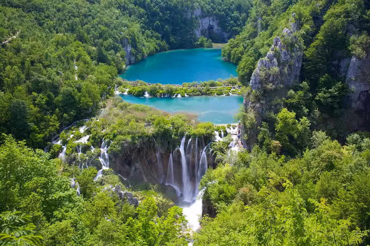 Thác Plitviče, Croatia. Ảnh: DAVID C TOMLINSON / GETTY