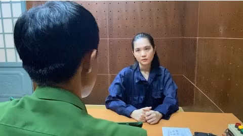 De nghi truy to nguoi mau Ngoc Trinh toi “Gay roi trat tu cong cong“-Hinh-2