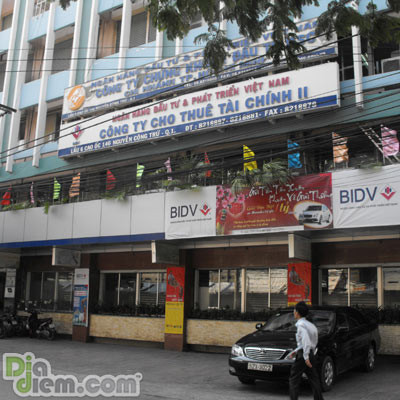 Số tiền kiếm được, Vũ Quang hảo mua gần 89.500 m2 đất ở Trạm dừng chân Miền Tây tại Cái Bè (tỉnh Tiền Giang) đứng tên công ty Cát Long Hải và đưa tiền thanh toán nợ xấu cho các công ty sân sau của mình.