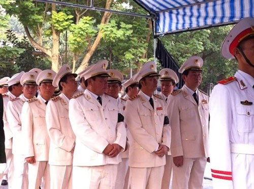 Đoàn đại biểu Đảng ủy Công an Trung ương và Bộ Công an. Ảnh: VNN