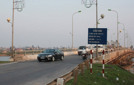 Đường có chiều dài 2km, từ Nam cầu Hải Thành đến Bắc Cầu Dài, thị xã Đồng Hới