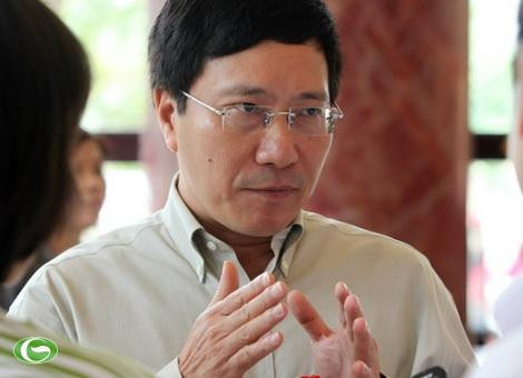 Tháng 8/2003, ông được bổ nhiệm làm Vụ trưởng Vụ Các tổ chức Quốc tế.Tháng 4/2006, tại Đại hội Đại biểu Đảng Cộng sản Việt Nam khóa X, ông được bầu làm Ủy viên dự khuyết Ban Chấp hành Trung ương Đảng. Tháng 9 cùng năm, ông được bổ nhiệm làm Trợ lý Bộ trưởng Ngoại giao cho Phó Thủ tướng kiêm Bộ trưởng Ngoại giao Phạm Gia Khiêm.