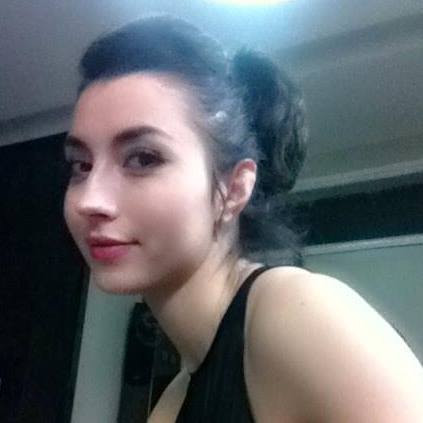 Lea nhận được sự yêu mến của vô số cư dân mạng sau khi xem những bức ảnh của cô lan truyền trên Facebook.