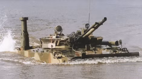 BMP-3 lội nước.
