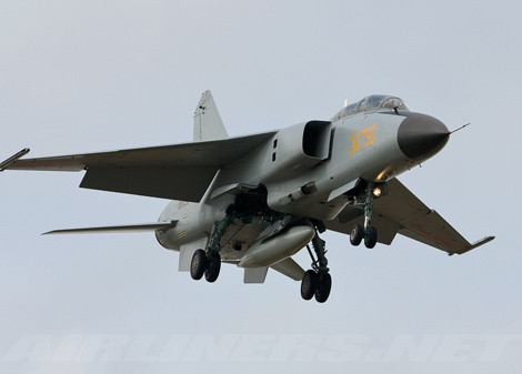 Máy bay cường kích JH-7 do Trung Quốc phát triển.