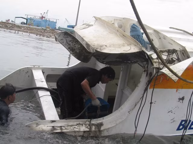 Theo điều tra ban đầu, canô này đang trong thời gian được Bộ đội Biên phòng tỉnh Bà Rịa-Vũng Tàu giao cho Công ty CP Việt Séc sửa chữa. Tuy nhiên không hiểu sao công ty này lại cho một công ty khác thuê lại để chở khách gây tai nạn và hiện đang được cơ quan chức năng làm rõ.