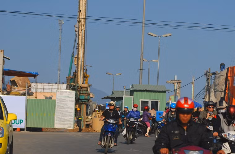 Ở Đà Nẵng, tại những công trình ảnh hưởng đến người dân như thế này...