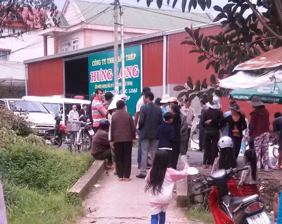 Hiện trường nơi phát hiện cháu bé sơ sinh chết trong túi xách.