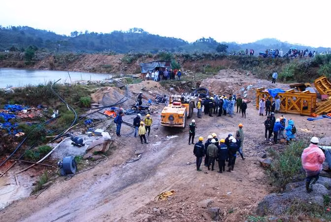 Các phương án cứu hộ đang được cơ quan chức năng lên kế hoạch