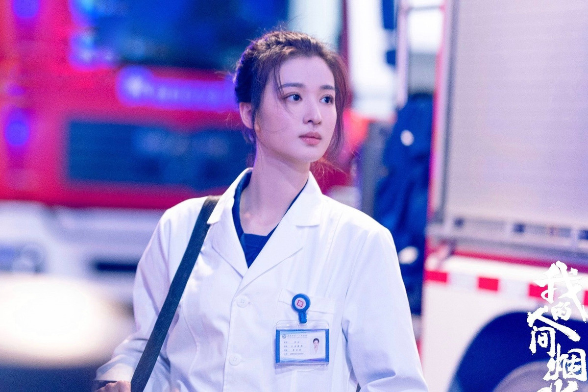 Hoang Thuy Linh, nhin tu van hoa xin loi cua nghe si Han, Nhat-Hinh-2