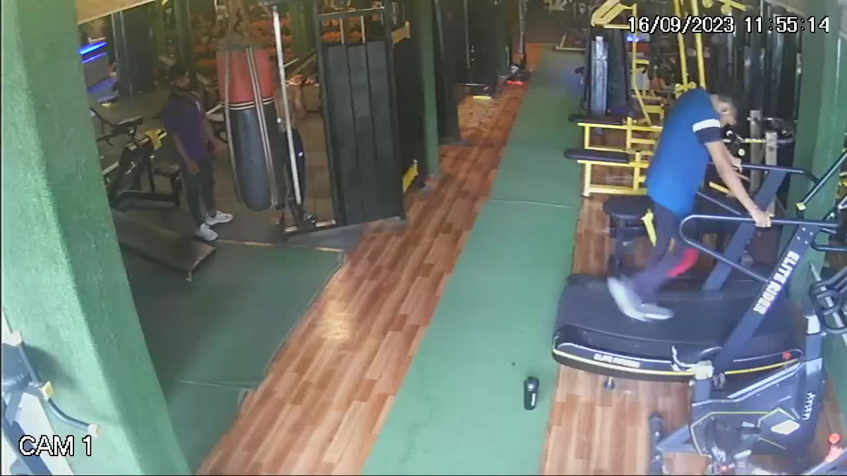 Dang chay bo tren may, nam thanh nien len con dau tim va tu vong